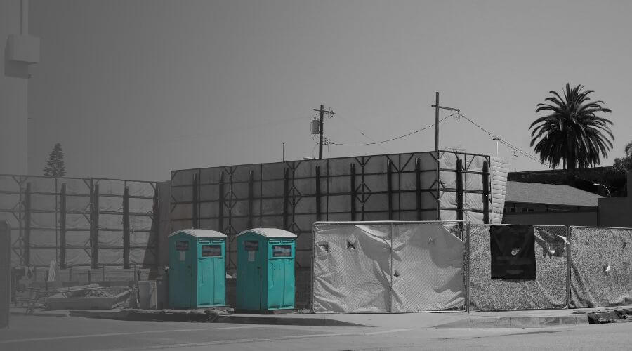 Why choose Rialto Portable Toilets Rental for construction toilets in Rialto,ca